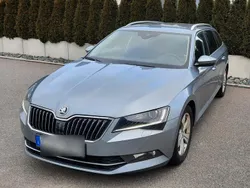 Grau Gebraucht 2017 Skoda Superb Kombi | 18.999 € (Etwas zu teuer)
