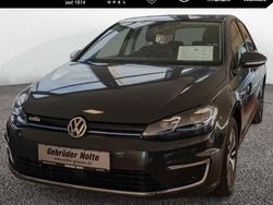 Grau / Gebraucht 2020 VW e-Golf Kleinwagen | 17.450 € (Etwas zu teuer)