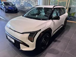 Other Gebraucht 2025 Kia EV3 4 SUV | 43.890 € (Etwas zu teuer)