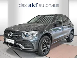 Grafitgrau metalliclack Gebraucht 2022 Mercedes GLC300 AMG line Van / Kleinbus | 36.950 €