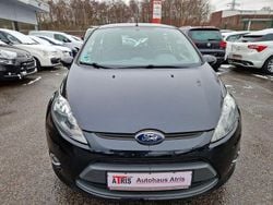 Schwarz Gebraucht 2012 Ford Fiesta Champions Edition Limousine | 4.500 € (Fairer Preis)