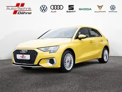 Gelb Gebraucht 2022 Audi A3 Sportback Advanced Limousine | 24.880 € (Guter Preis)