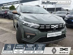 Grün Neu 2025 Dacia Sandero Extreme Kleinwagen | 22.719 € (Etwas zu teuer)