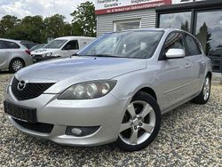 Silber Gebraucht 2005 Mazda 3 Exclusive Limousine | 2.499 € (Teuer)