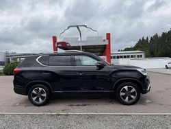Schwarz Gebraucht 2018 Ssangyong (KGM) Rexton Sapphire SUV | 11.500 € (Guter Preis)
