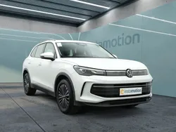 Weiß Gebraucht 2024 VW Tiguan Life SUV | 37.750 € (Fairer Preis)