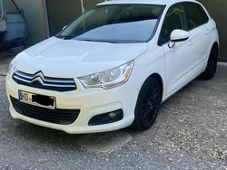 Weiß Gebraucht 2012 Citroën C4 Exclusive Kleinwagen | 3.500 € (Guter Preis)