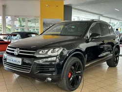 Deep black perleffekt (metallic) Gebraucht 2014 VW Touareg SUV | 23.950 €