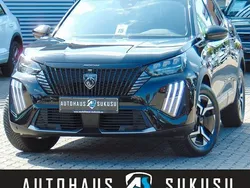 Schwarz Gebraucht 2024 Peugeot 2008 GT SUV | 21.990 € (Fairer Preis)