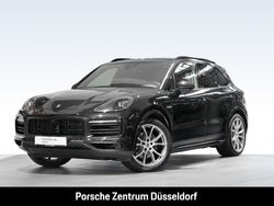 Tiefschwarzmetallic Gebraucht 2021 Porsche Cayenne SUV | 92.900 €