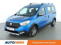 Blau Gebraucht 2020 Dacia Dokker Stepway Van | 16.320 € (Teuer)