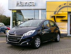 Blau Gebraucht 2018 Peugeot 208 Active Kleinwagen | 7.750 € (Fairer Preis)