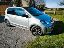 Silber Gebraucht 2021 VW e-up! Kleinwagen | 11.500 € (Fairer Preis)