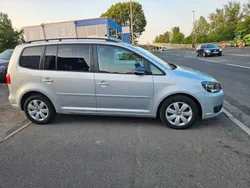 Silber Gebraucht 2012 VW Touran Comfortline Van / Kleinbus | 8.790 € (Guter Preis)