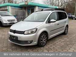 Silber Gebraucht 2013 VW Touran Highline Van / Kleinbus | 6.990 € (Guter Preis)