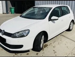 Weiß Gebraucht 2009 VW Golf VI Kleinwagen | 5.900 € (Etwas zu teuer)
