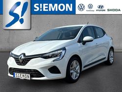 Weiß Gebraucht 2021 Renault Clio V Zen Limousine | 11.930 € (Fairer Preis)