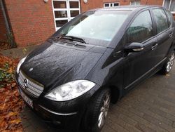 Schwarz Gebraucht 2009 Mercedes A180 Kombi | 6.999 € (Etwas zu teuer)