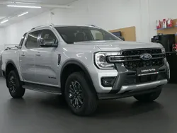 Silber Gebraucht 2024 Ford Ranger Wildtrack Abholung | 46.880 € (Etwas zu teuer)