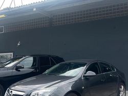 Grau Gebraucht 2009 Opel Insignia Limousine | 5.490 € (Fairer Preis)