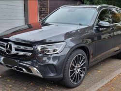 Schwarz Gebraucht 2021 Mercedes GLC220 SUV | 36.200 € (Fairer Preis)