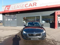 Grau Gebraucht 2021 Skoda Octavia Ambition Kombi | 15.588 € (Fairer Preis)