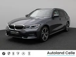 Mineralgrau metallicb39red Gebraucht 2022 BMW 330 Sport Line Limousine | 33.499 € (Fairer Preis)