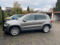 Grau Gebraucht 2009 VW Tiguan SUV | 13.900 €