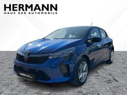Ironblau metallic (blau) Gebraucht 2024 Renault Clio V Evolution Limousine | 18.310 € (Etwas zu teuer)