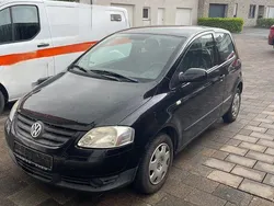 Schwarz Gebraucht 2005 VW Fox Kleinwagen | 1.000 € (Fairer Preis)