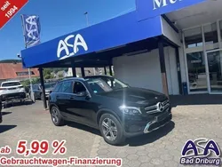 Nachtschwarz Gebraucht 2016 Mercedes GLC220 SUV | 25.990 € (Guter Preis)