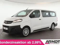 Jade weiß Gebraucht 2023 Opel Vivaro Van | 27.984 € (Etwas zu teuer)