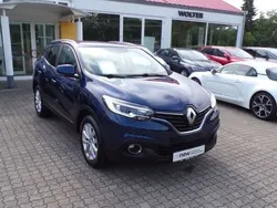 Blau cosmos (metallic) Gebraucht 2016 Renault Kadjar Experience SUV | 12.990 € (Teuer)