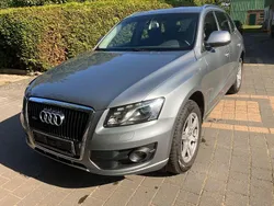 Grau Gebraucht 2009 Audi Q5 Sport SUV | 9.950 € (Teuer)