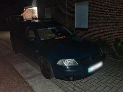 Grün Gebraucht 2001 VW Passat Kombi | 1.750 € (Teuer)