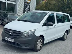 Weiss Gebraucht 2015 Mercedes Vito Van / Kleinbus | 19.890 €