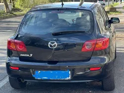 Schwarz Gebraucht 2004 Mazda 3 Exclusive Limousine | 2.200 € (Etwas zu teuer)