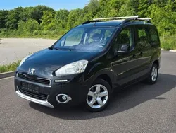 Schwarz Gebraucht 2013 Peugeot Partner Van / Kleinbus | 8.900 € (Teuer)