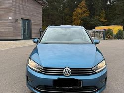 Blau Gebraucht 2015 VW Golf Sportsvan Van / Kleinbus | 13.250 € (Fairer Preis)