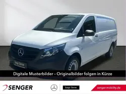 Weiß Gebraucht 2021 Mercedes Vito Van / Kleinbus | 21.004 € (Etwas zu teuer)