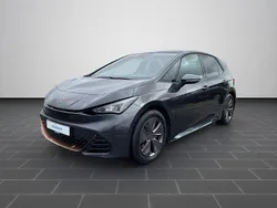Quasargrau (metallic) Gebraucht 2023 Cupra Born Kleinwagen | 28.980 € (Etwas zu teuer)