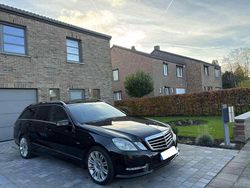 Schwarz Gebraucht 2013 Mercedes E220 Avantgarde Kombi | 13.250 € (Guter Preis)