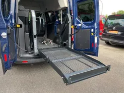 Blau Gebraucht 2016 Ford Transit Custom Van / Kleinbus | 23.990 €