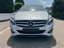 Polarsilber Gebraucht 2015 Mercedes B180 Urban Van / Kleinbus | 12.900 € (Guter Preis)