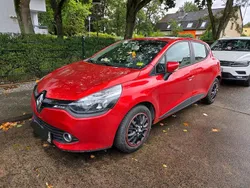 Rot Gebraucht 2014 Renault Clio IV Life Kleinwagen | 6.700 € (Fairer Preis)