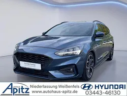 Blau Gebraucht 2020 Ford Focus ST-Line Kombi | 17.490 € (Fairer Preis)