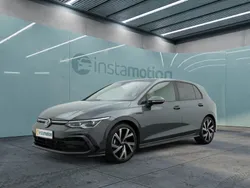 Grau Gebraucht 2024 VW Golf VIII R-line Limousine | 34.250 € (Etwas zu teuer)