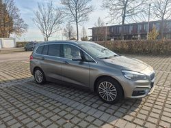 Beige Gebraucht 2016 BMW 220 Gran Tourer Van / Kleinbus | 11.700 € (Guter Preis)