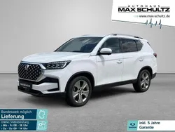 Weiss Gebraucht 2024 Ssangyong Rexton Sapphire SUV | 38.800 € (Superpreis)