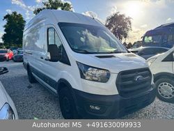 Weiß Gebraucht 2023 Ford Transit Trend Van / Kleinbus | 18.326 €